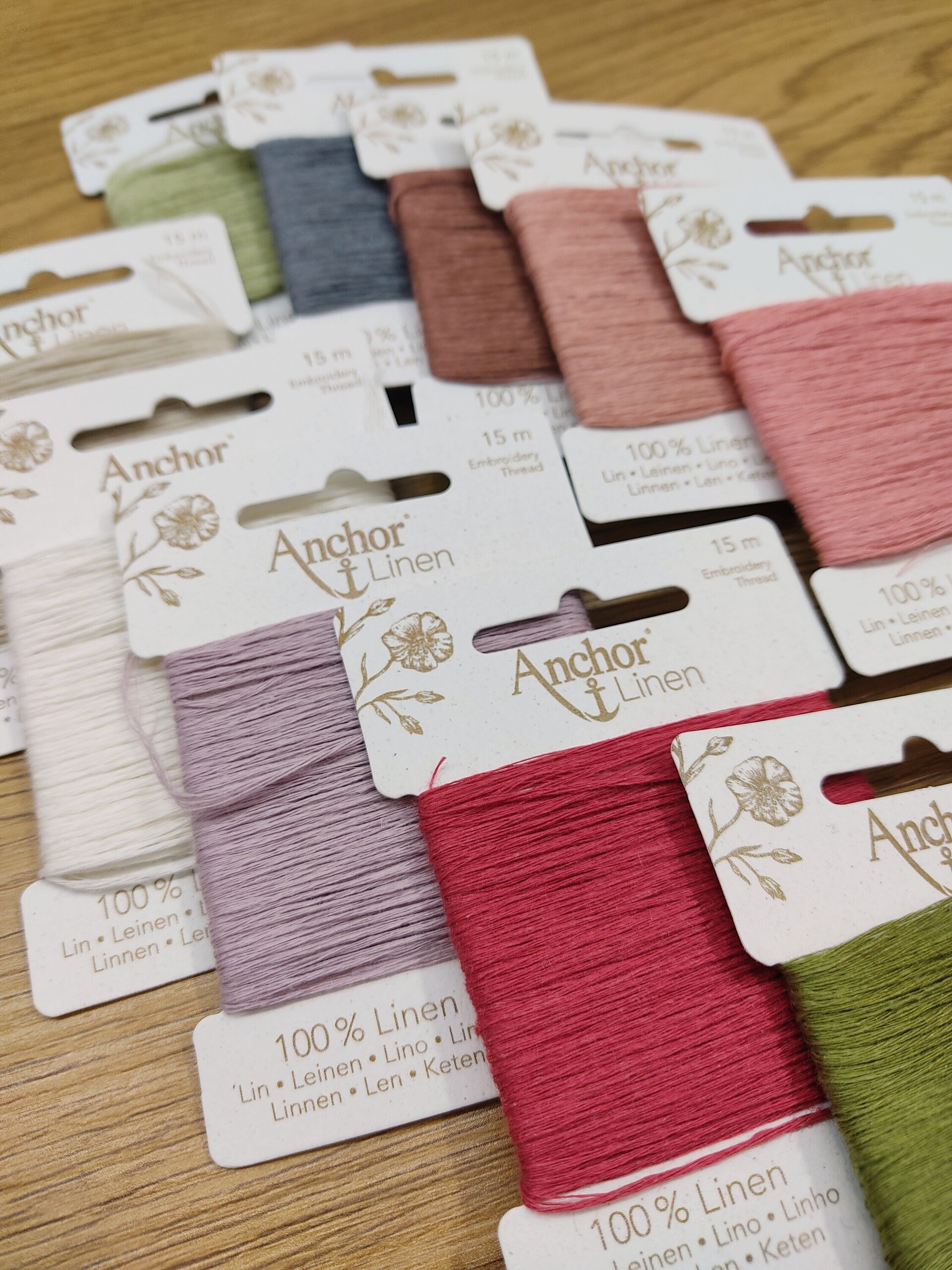 Pack 10 bobinas hilo bordar Anchor Linen - 2